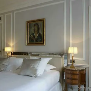 ***** Hotel Lancaster Champs-elysees Francja